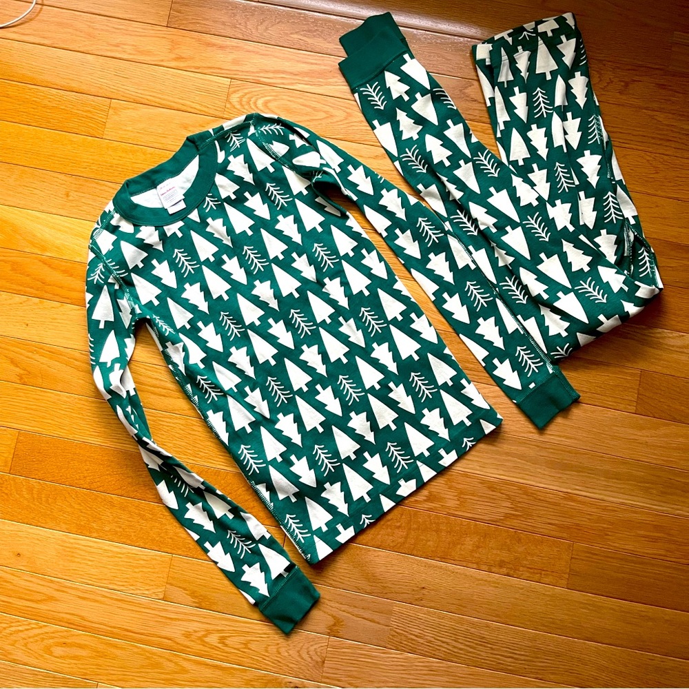 Child Hanna andersson christmas pjs